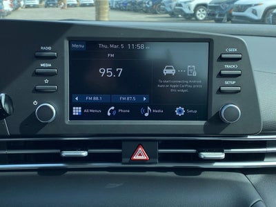 2026 Hyundai ELANTRA SE