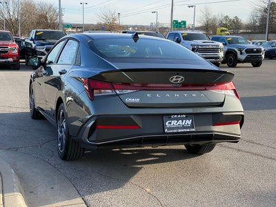 2025 Hyundai ELANTRA SEL Sport