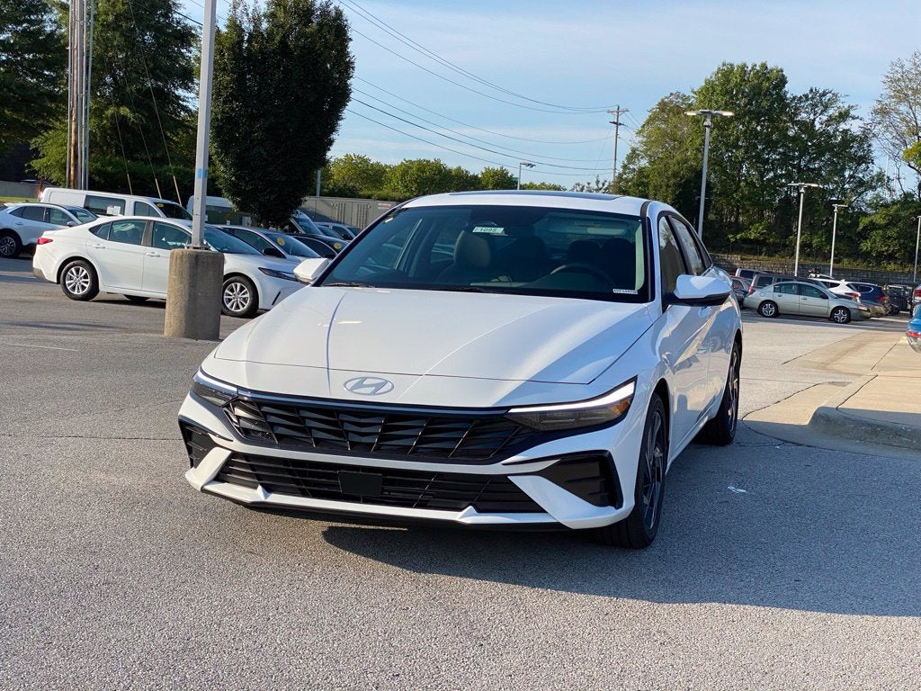2026 Hyundai ELANTRA Limited