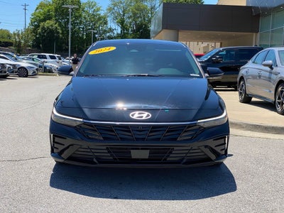 2024 Hyundai ELANTRA Limited