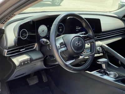 2023 Hyundai ELANTRA SEL