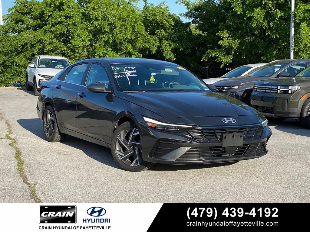 2024 Hyundai ELANTRA SEL
