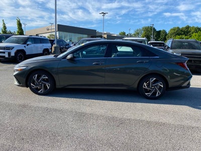 2024 Hyundai ELANTRA SEL