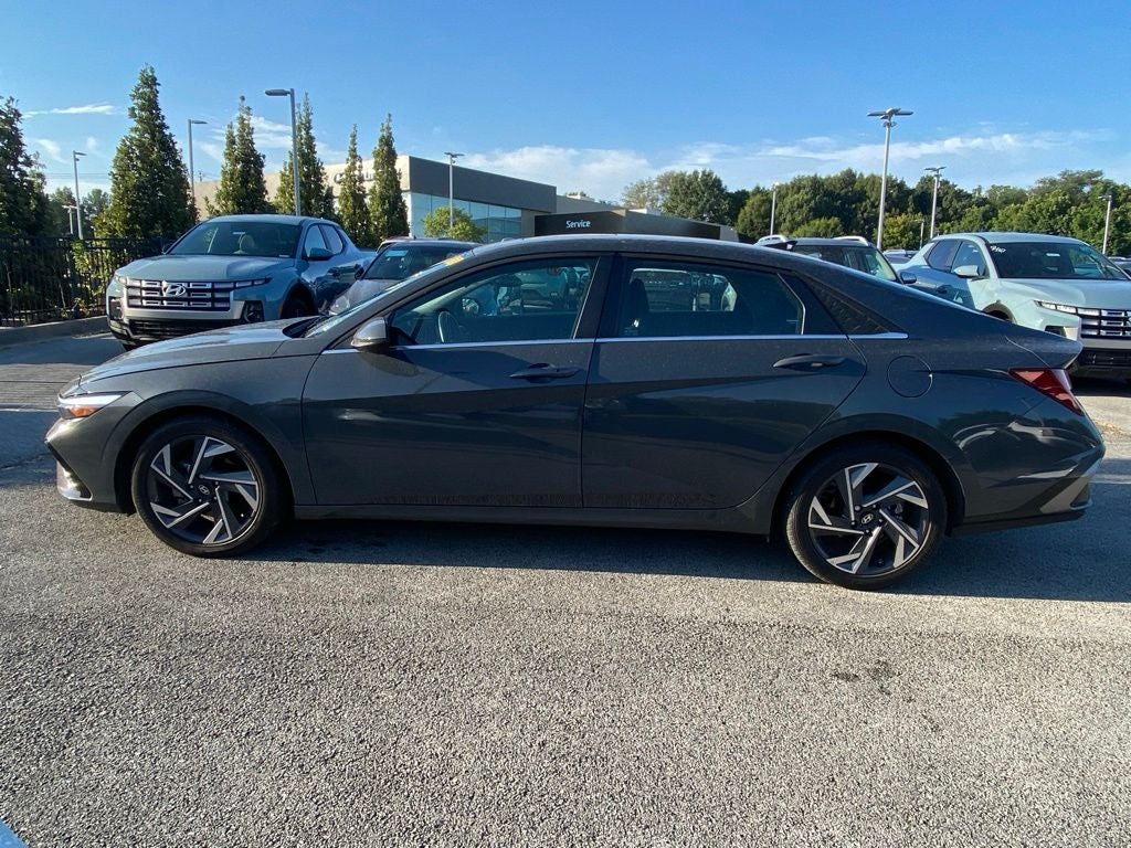 2024 Hyundai ELANTRA SEL