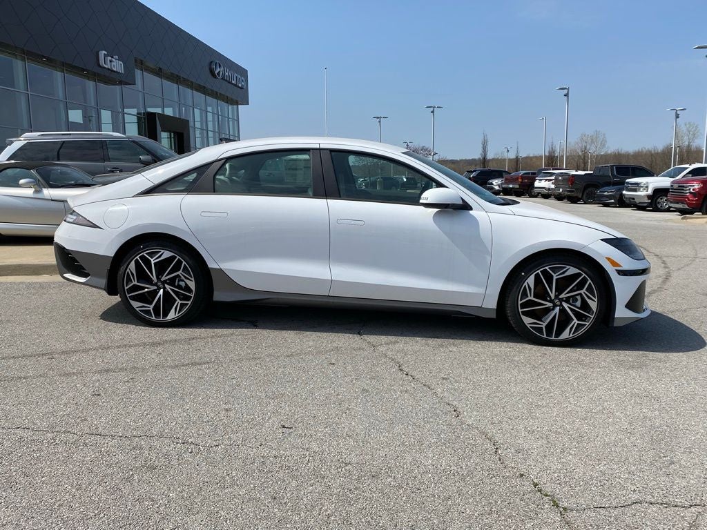 2025 Hyundai IONIQ 6 SEL