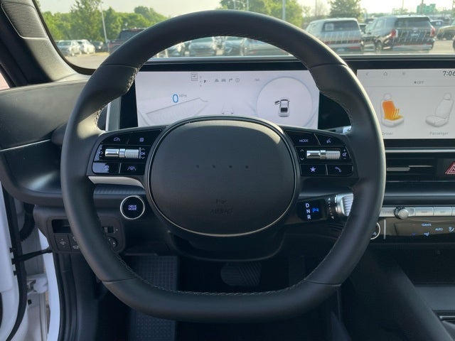 2025 Hyundai IONIQ 6 SEL