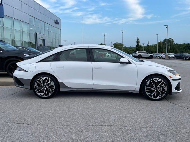 2025 Hyundai IONIQ 6 SEL