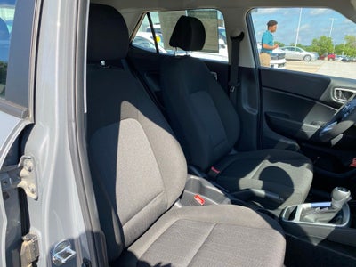 2022 Hyundai VENUE SE