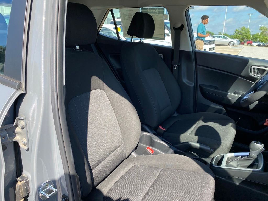 2022 Hyundai VENUE SE