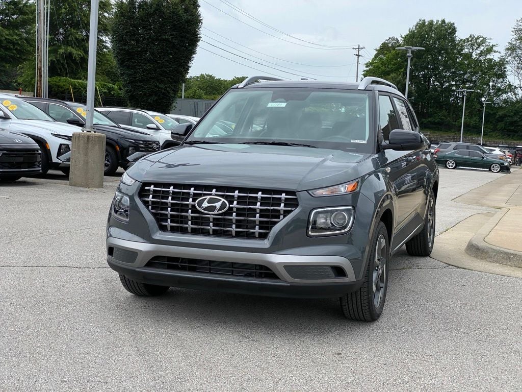 2026 Hyundai VENUE SEL W/Two-Tone Roof