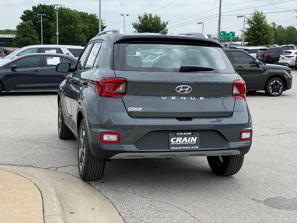 2026 Hyundai VENUE SEL W/Two-Tone Roof
