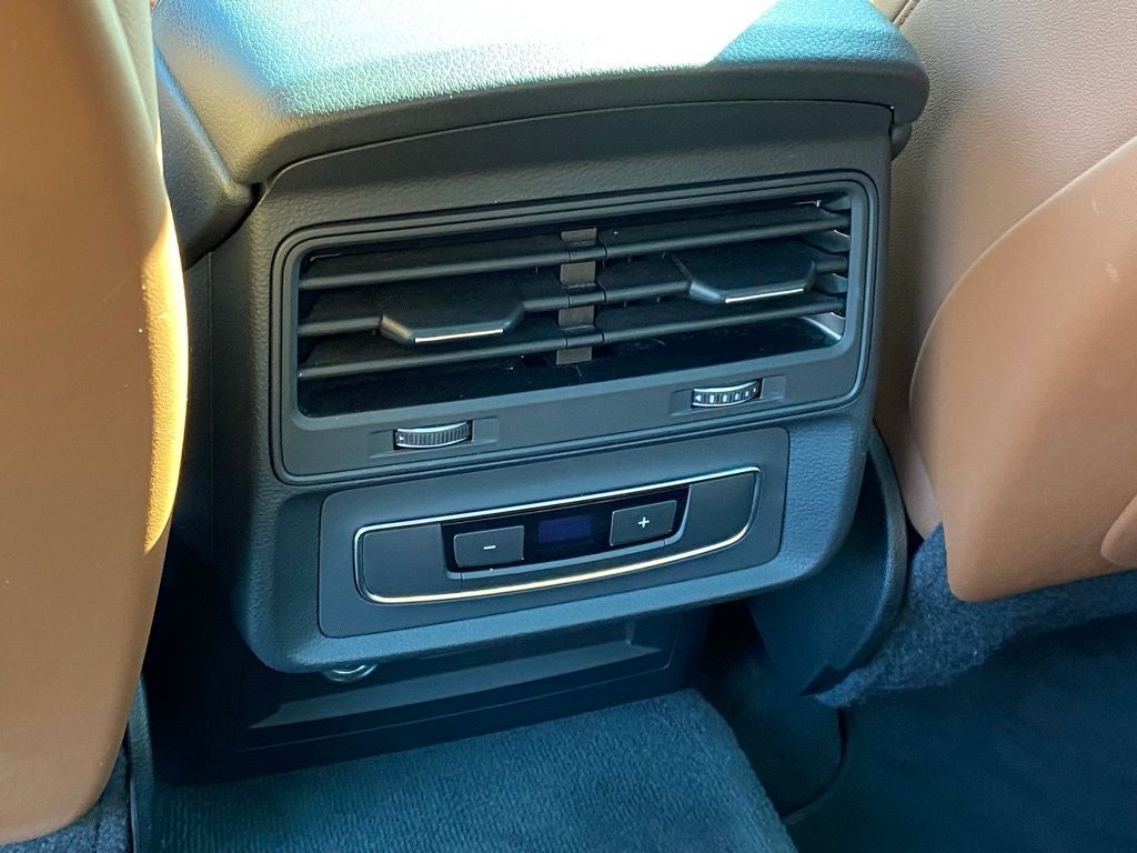 2020 Audi Q7 45 Premium Plus quattro