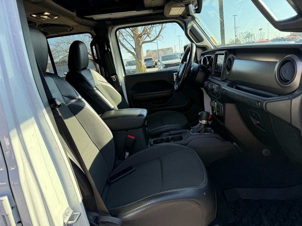 2021 Jeep Wrangler Unlimited Freedom Edition 1-TOUCH POWER TOP / 1-OWNER CLEAN CARFAX