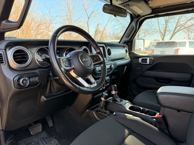 2019 Jeep Wrangler Unlimited Sahara APPLE CAR PLAY / CLEAN CARFAX/ 1 OWNER