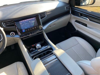 2024 Jeep Wagoneer Base