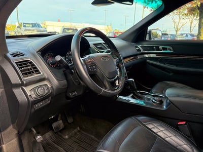 2017 Ford Explorer Platinum - 4WD