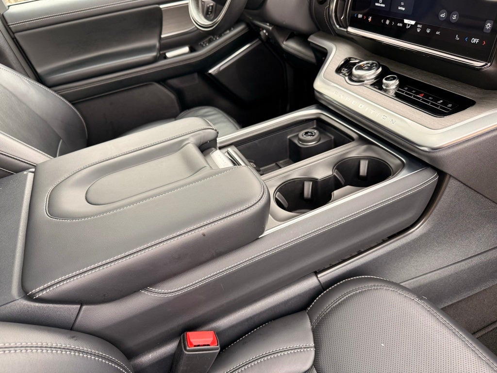 2025 Ford Expedition Platinum 4WD