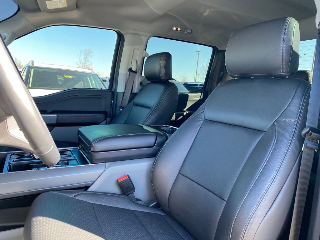 2023 Ford F-150 Lightning XLT