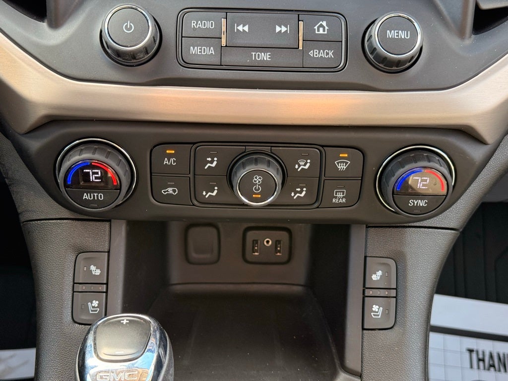 2017 GMC Acadia Denali LOW MILES!!