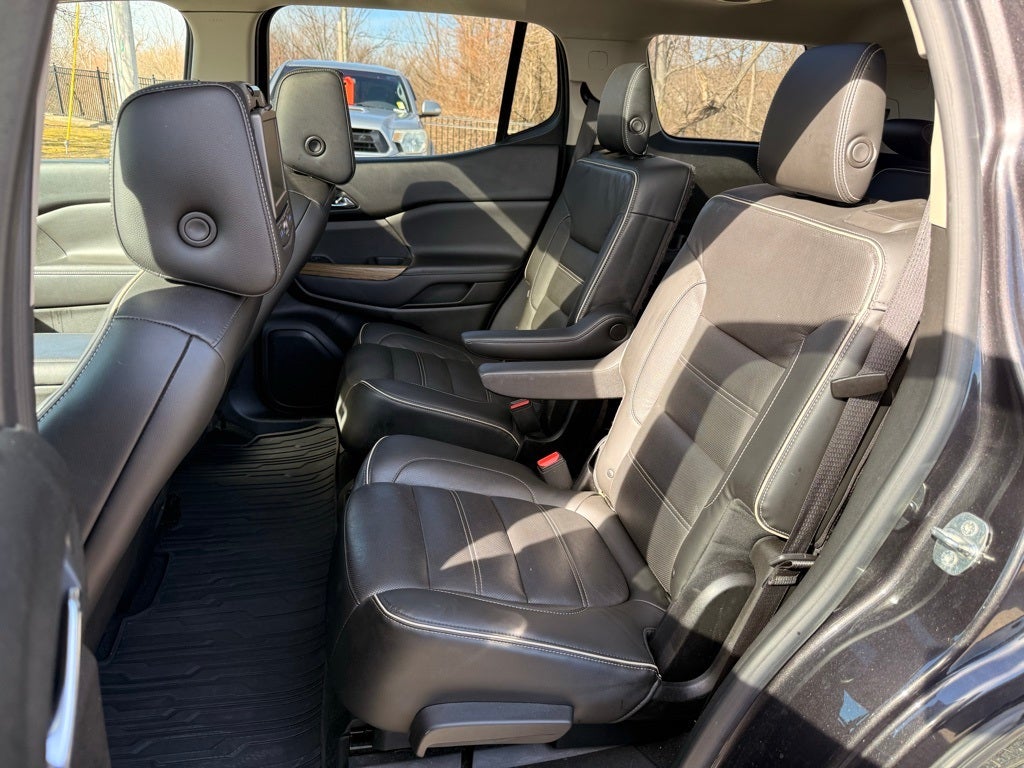 2017 GMC Acadia Denali LOW MILES!!