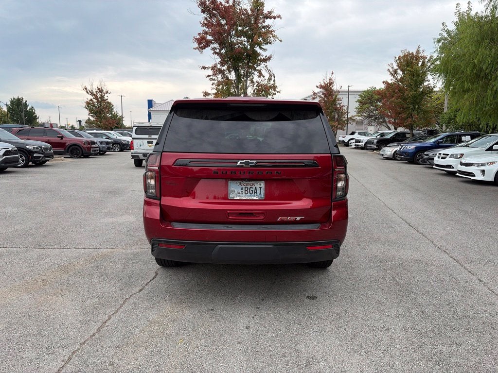 2024 Chevrolet Suburban RST - 4WD / PANORAMIC SUNROOF / CLEAN CARFAX