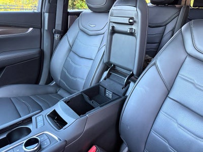 2024 Cadillac XT6 Premium Luxury Platinum - AWD / SUNROOF / ONE OWNER