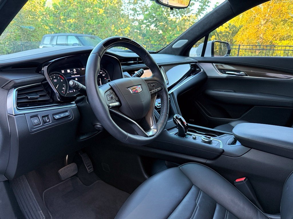 2024 Cadillac XT6 Premium Luxury Platinum - AWD / SUNROOF / ONE OWNER