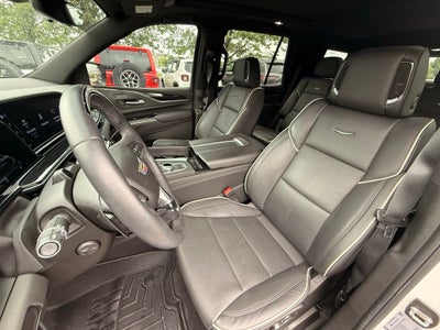 2023 Cadillac Escalade Sport Trailer Package