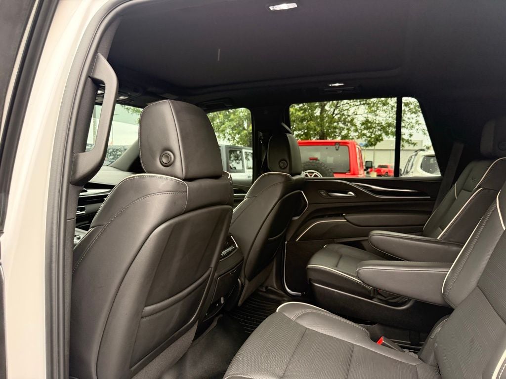 2023 Cadillac Escalade Sport Trailer Package