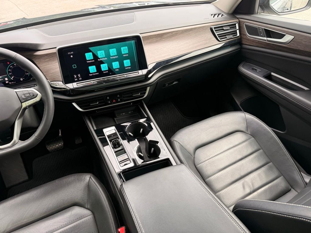 2024 Volkswagen Atlas 2.0T SEL NICE CAR