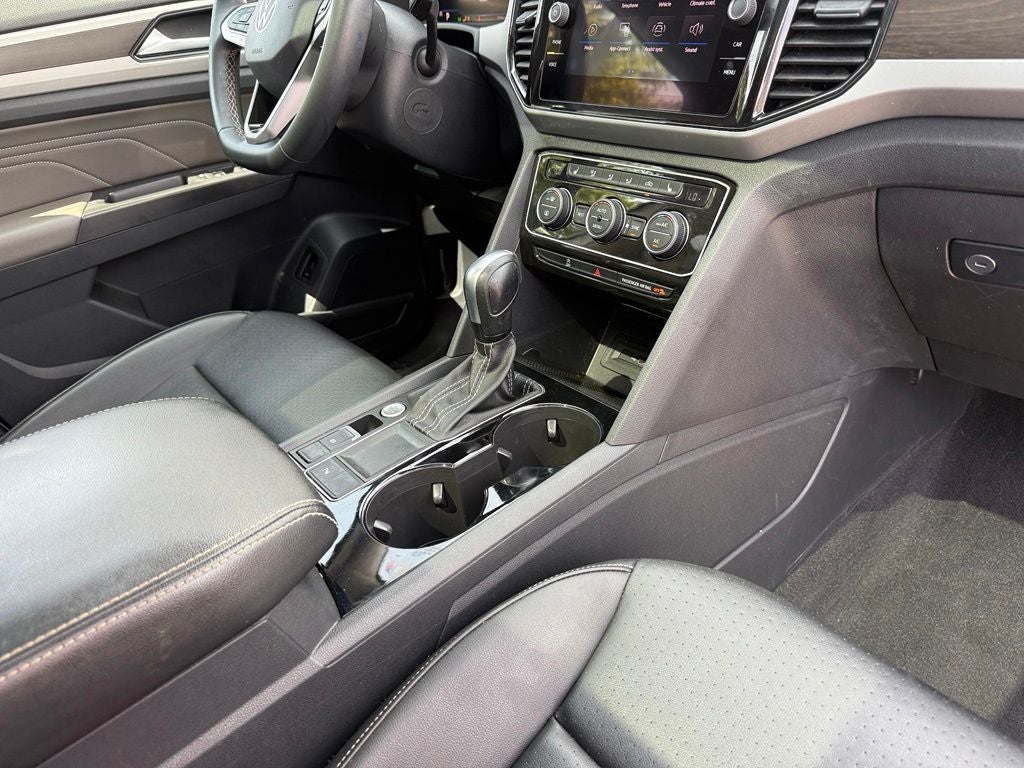 2022 Volkswagen Atlas 3.6L V6 SE w/Technology