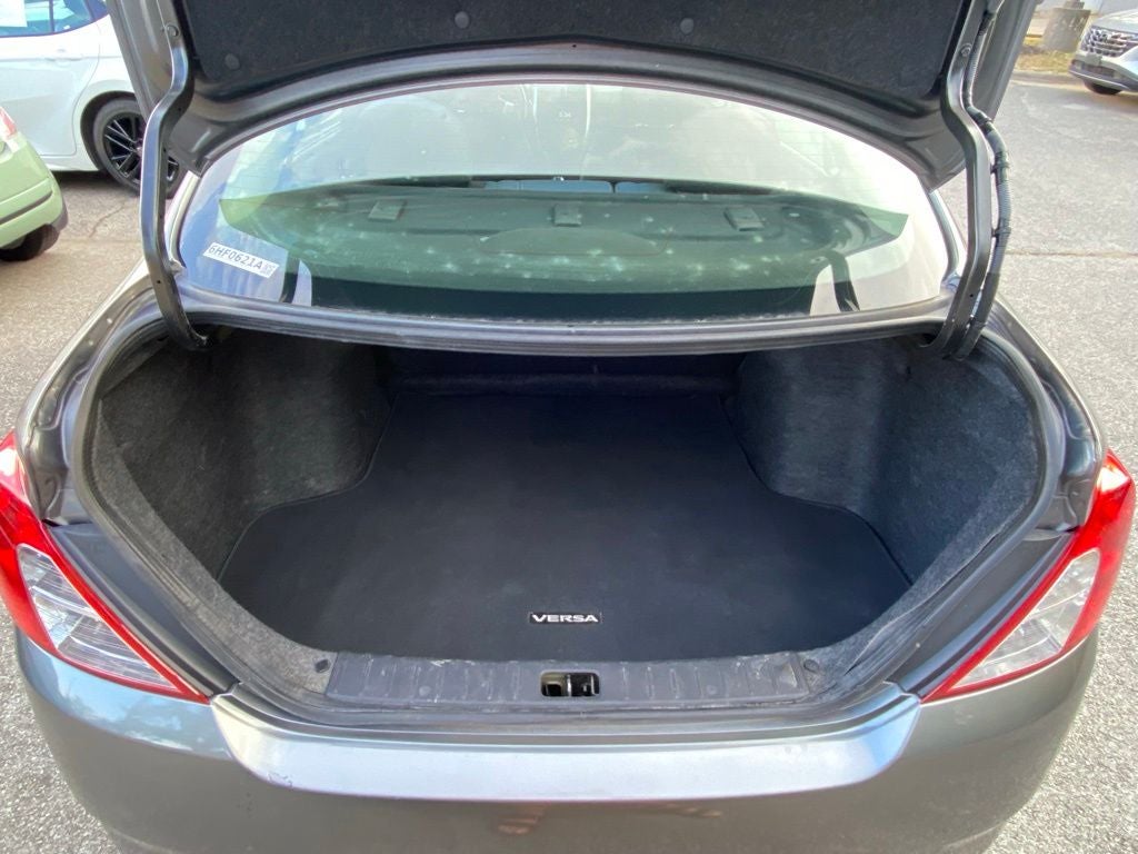 2019 Nissan Versa 1.6 SV