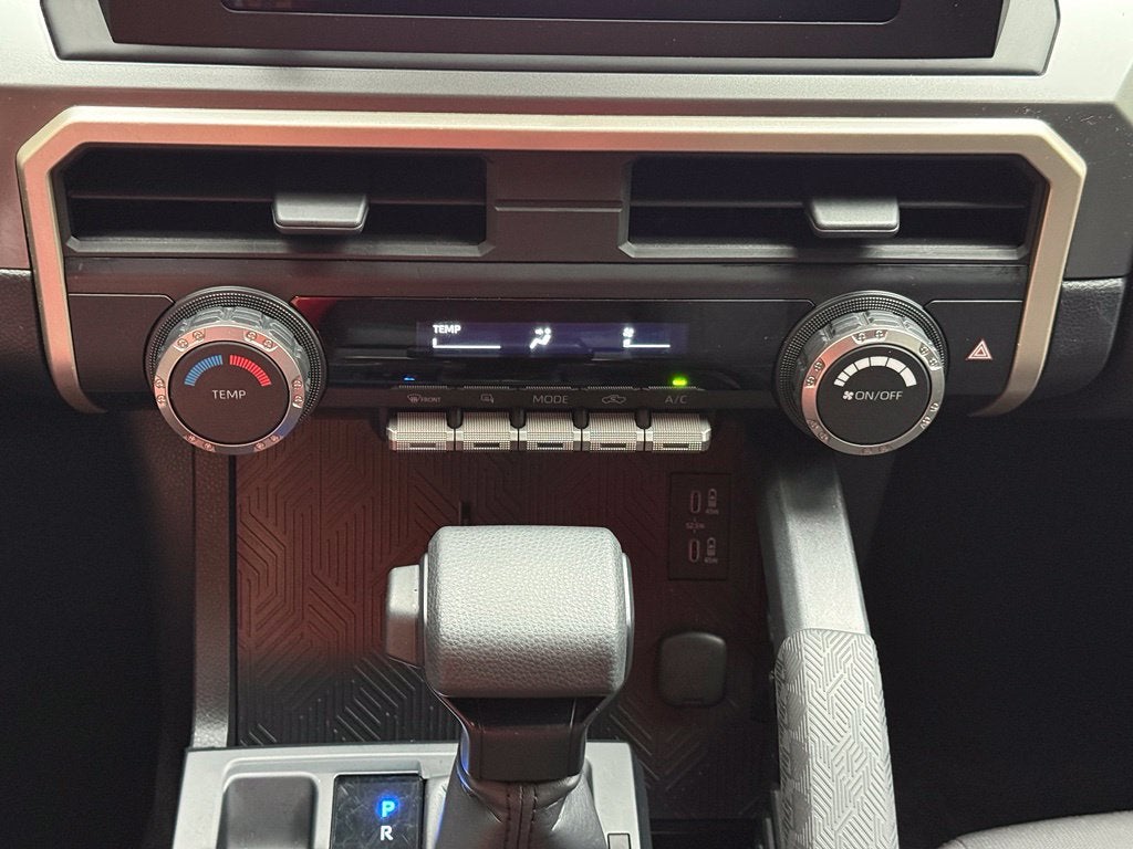 2024 Toyota Tacoma SR5 - CLEAN CARFAX / ONE OWNER