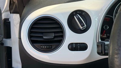 2017 Volkswagen Beetle 1.8T SE