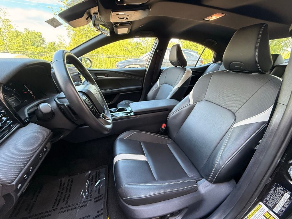 2025 Toyota Camry SE 1 OWNER CARFAX