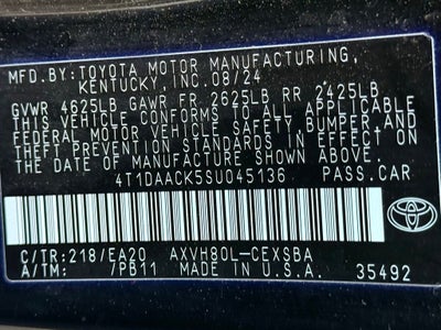 2025 Toyota Camry SE 1 OWNER CARFAX