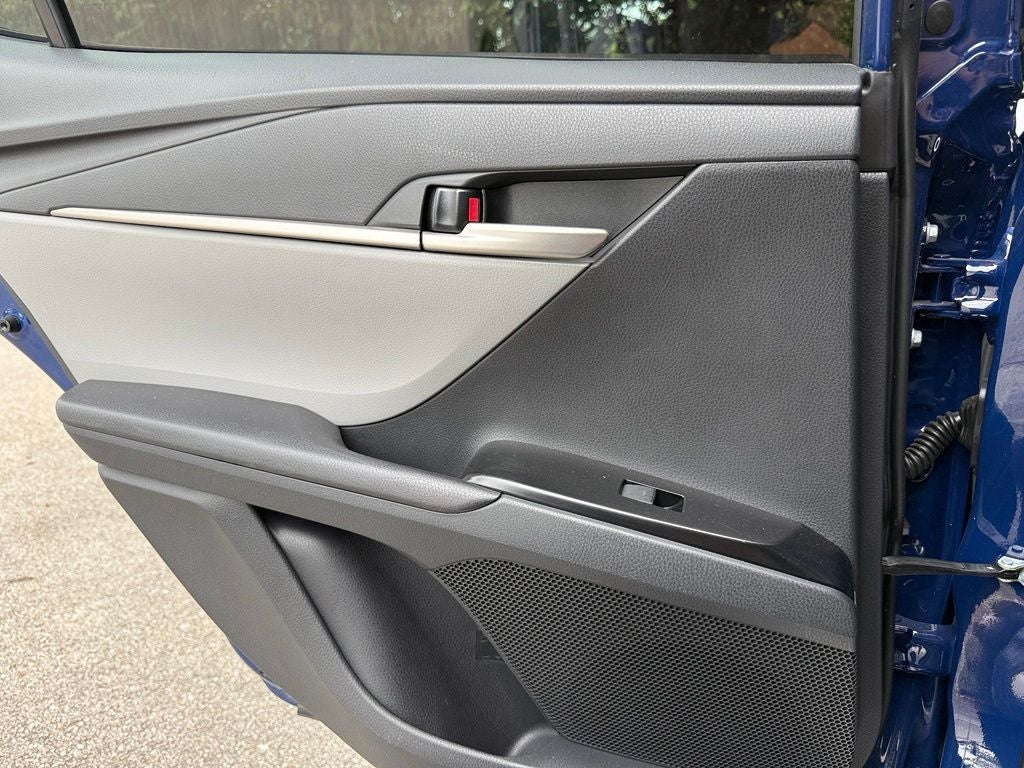 2025 Toyota Camry LE CONVENIENCE PKG / LEATHER!