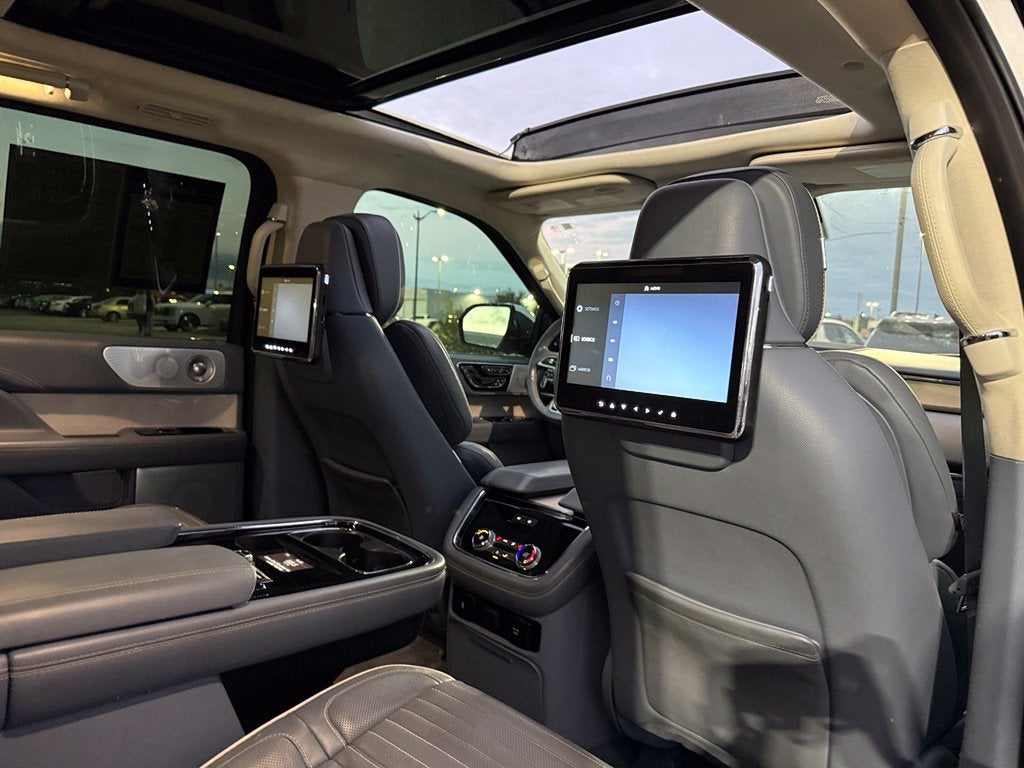2019 Lincoln Navigator L Black Label - $103,555 MSRP / 4WD / PANORAMIC SUNROOF