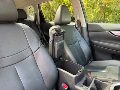 2016 Nissan Rogue SL - AWD / PANORAMIC SUNROOF