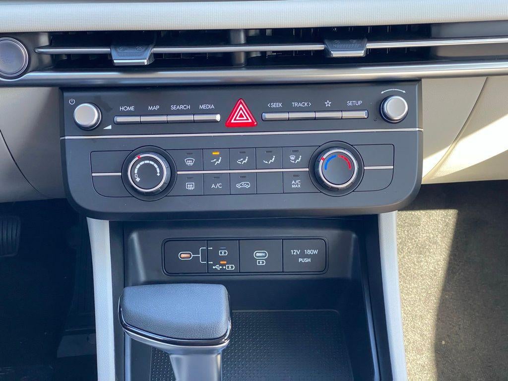 2026 Hyundai TUCSON SE AWD