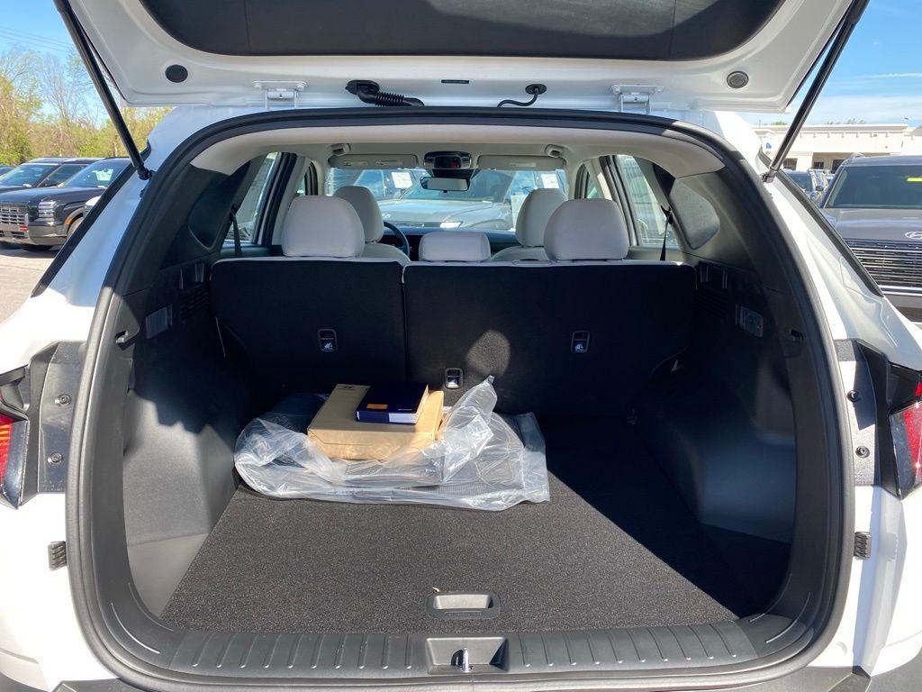 2026 Hyundai TUCSON SE AWD