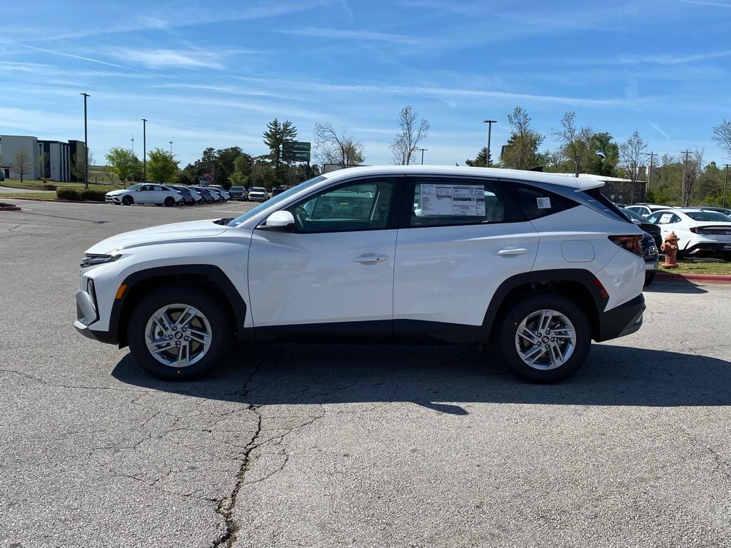 2026 Hyundai TUCSON SE AWD