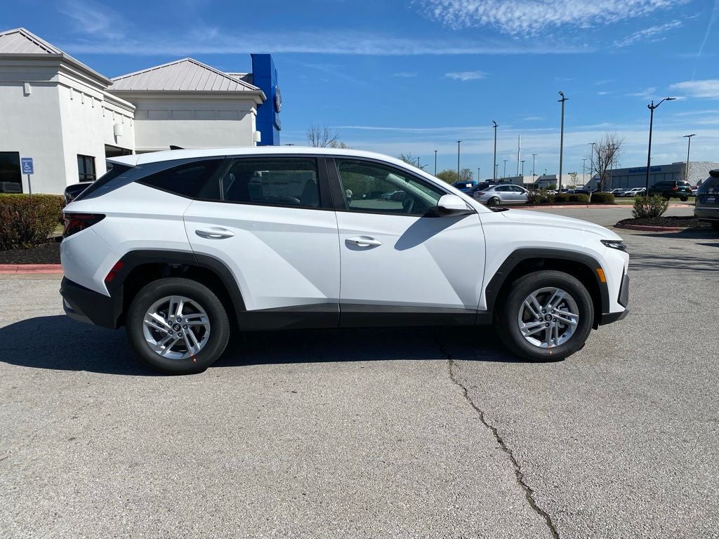 2026 Hyundai TUCSON SE AWD