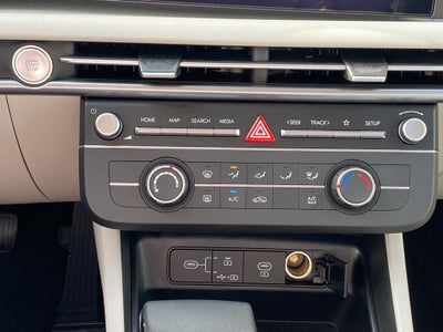 2026 Hyundai TUCSON SE AWD