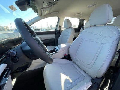 2025 Hyundai TUCSON SE AWD