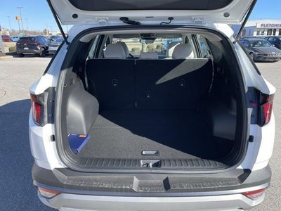 2025 Hyundai TUCSON SE AWD