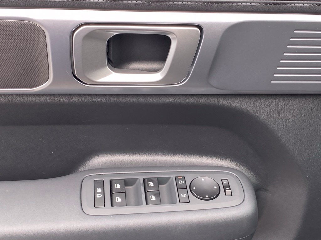 2027 Hyundai SANTA FE SE