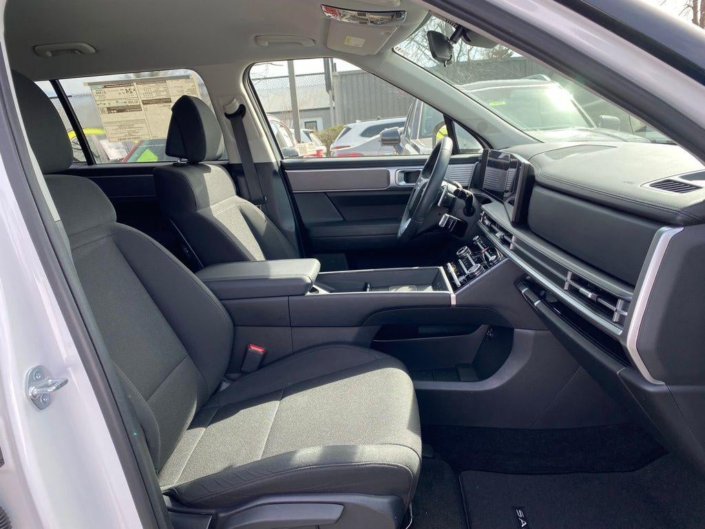 2025 Hyundai SANTA FE SE FWD