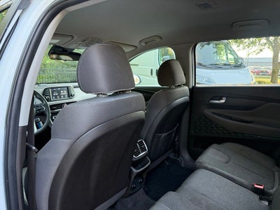2019 Hyundai SANTA FE SE