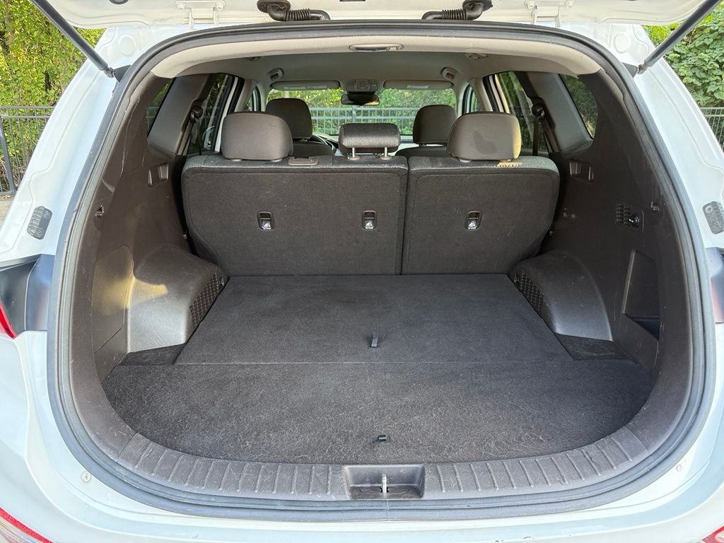2019 Hyundai SANTA FE SE